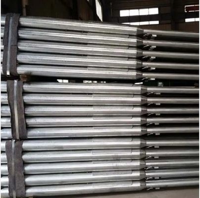 Dip Galvanisierte Mittelfinger Stahl-Strompfosten für Straßenbeleuchtung Installationsführer