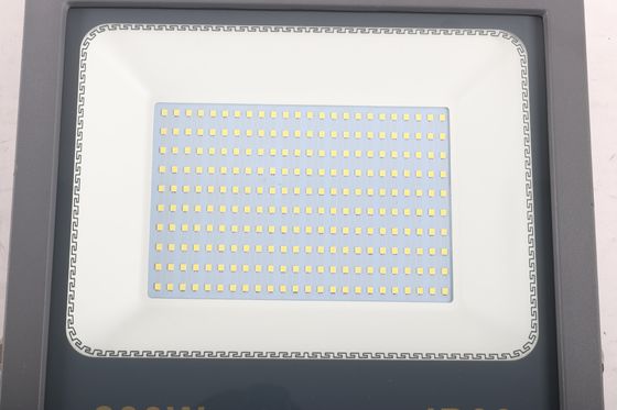AC 100V-240V Eingangsspannung 10W 20W 30W 50W 100W 150W 200W LED-Leuchten für den Außenbereich