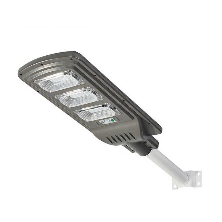 300W 400W 500W Außenwasserdichte IP65 LED-Lampe Liste Solarstraßenlicht mit CCTV-Kamera